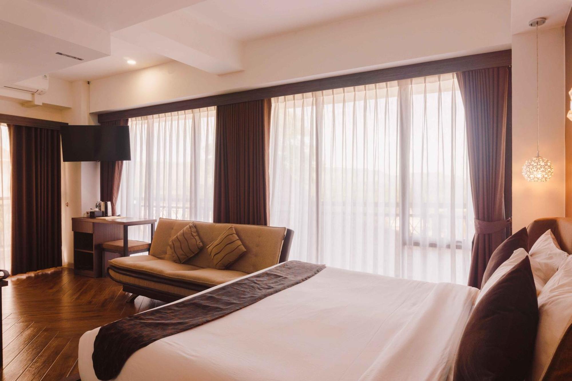 Fahira Hotel Syariah Bukittinggi Eksteriør billede